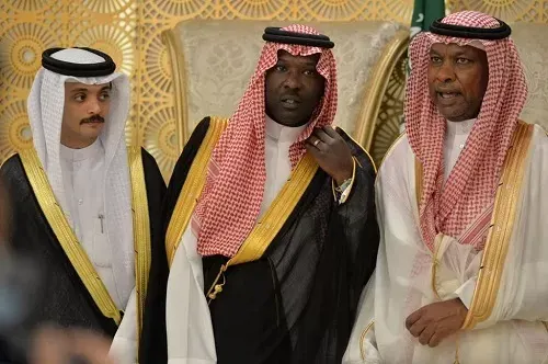 الزميل سعيد عيسى يجمع الصحافيين في ليلة زفافه