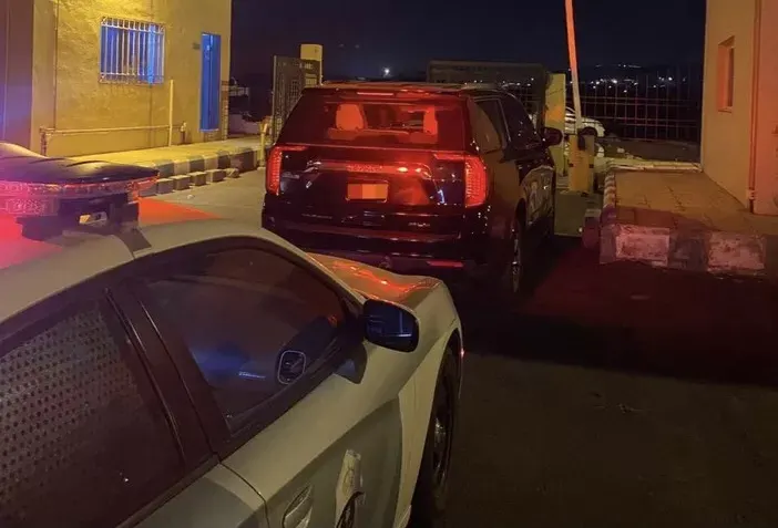 التحقيق مع جهة لديها دورية “مزيفة” في عسير