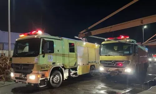 الخبر: اخماد حريق مستودع بحي التعاون.. ولا إصابات