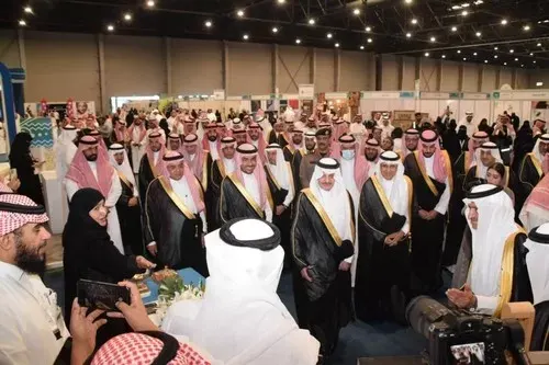 برعاية الأمير سعود.. 300 أسرة منتجة تقدّم إبداعها تحت سقف “صنعني 2023”