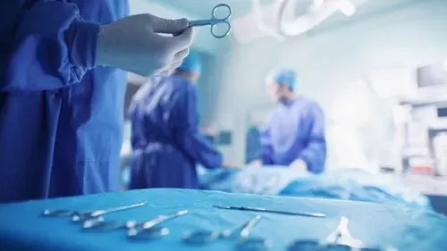 نجران.. جراحة تنهي معاناة طفل من خلع متكرر في “الصابونة”