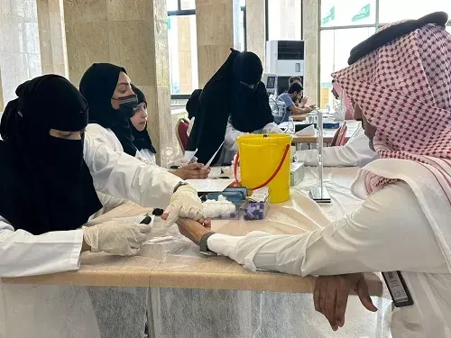 “القطيف المركزي” يداوم في أمانة الشرقية بـ 6 أركان صحية