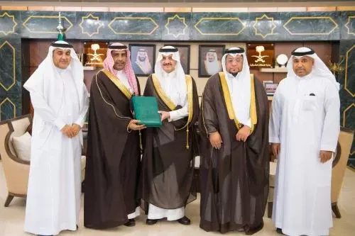 أمير الشرقية يثمن جهود فرع وزارة البيئة على انجازات 1444 هـ