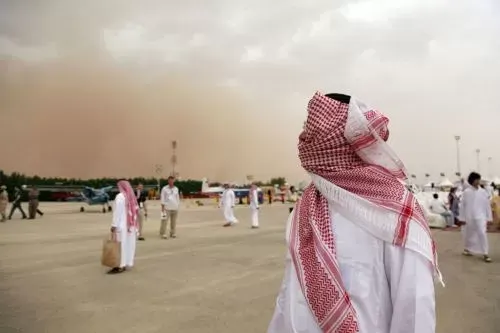 500 ألف ريال غرامة للمتنبئين العشوائيين بالطقس