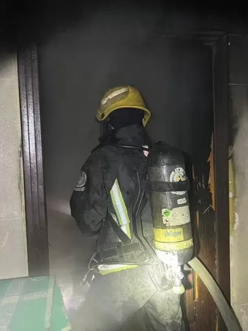 حريق في جدة.. انقاذ 6 وإصابة اثنين