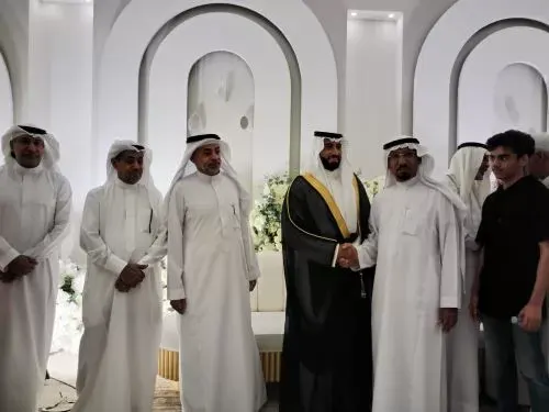 أسرة آل سويد والعلوي تحتفلان بزفاف الشاب صالح