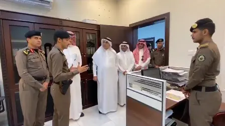 أمين الشرقية يزور إدارة المرور ويطلع على الخدمات
