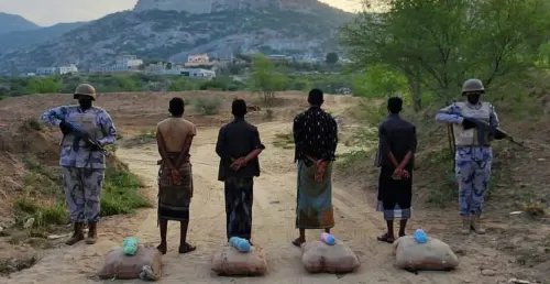 حصيلة السبت.. 19 مروجاً ومهرباً في قبضة الأمن