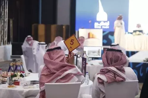 3 ملايين ريال شرطاً لدخول مزاد أَراضي “نصف القمر”