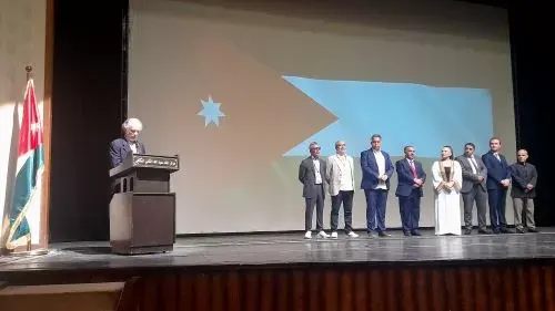 “نشرب اذا” تحصد 6 جوائز في مهرجان صيف الزرقاء المسرحي 21