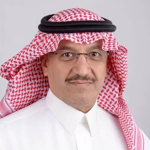 وزير التعليم يوجه القطاعات التعليمية بالاحتفاء باليوم الوطني 93