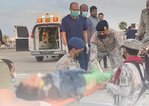 إخلاء عاجل لحاجة تركية مصابة على متن سفينة