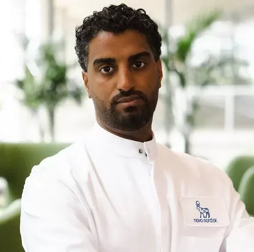 آل زواد سفير الطلبة في جامعة واشنطن