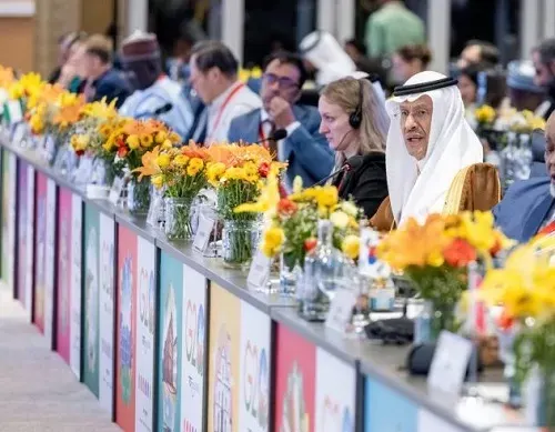 الأمير عبدالعزيز بن سلمان: هدفنا القضاء على فقر الطاقة