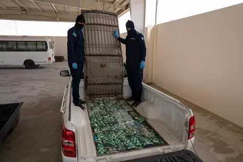 الربع الخالي.. 115 كيلو حشيش في سيارة
