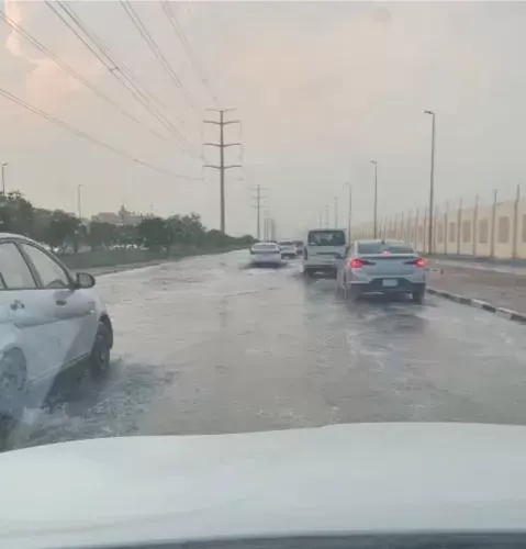 على ذمة الأرصاد: أمطار غزيرة وسيول وبرد في الشرقية