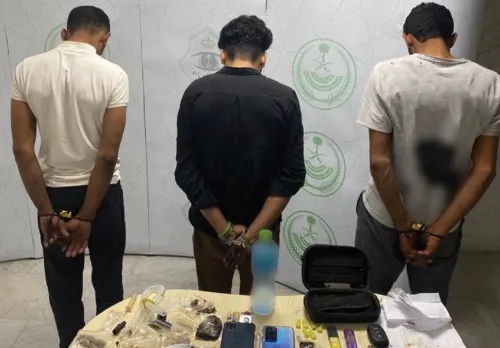 تم القبض] 3 مروجي “شبو” و “حشيش” في الأحساء