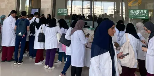حملة توعية من سرطان الثدي في “تنمية الدمام” و”كلية المانع”