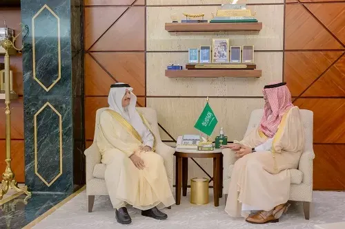 أمير الشرقية يستقبل رئيس هيئة المسرح والفنون الأدائية