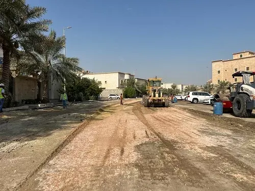 تأهيل شوارع مخطط الياقوت بالجارودية