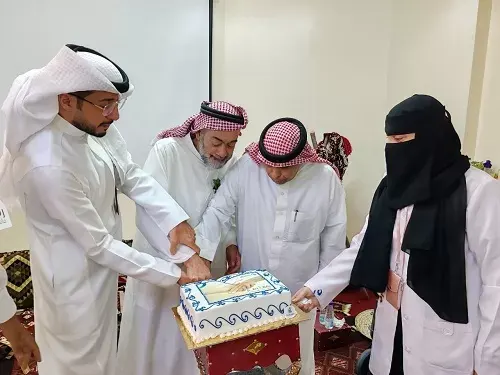 “رعاية الدمام” تفعّل “يوم المسنين” في صفوى