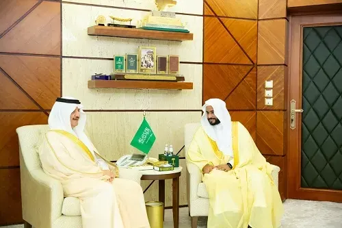 أمير الشرقية يستقبل مدير فرع هيئة الأمر بالمعروف