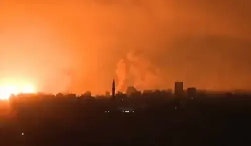 “الصهاينة” يقطعون الاتصالات عن غزة للتغطية على جرائم ظلام