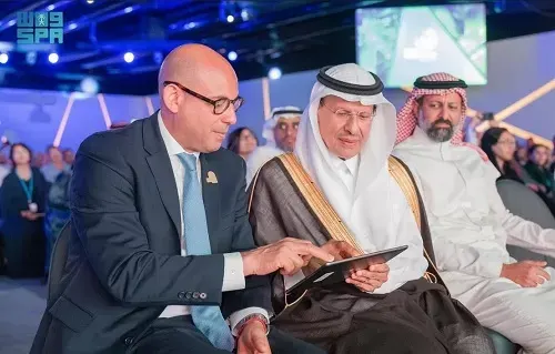 تفعيل آلية السوق لتعويض وموازنة غازات الاحتباس الحراري