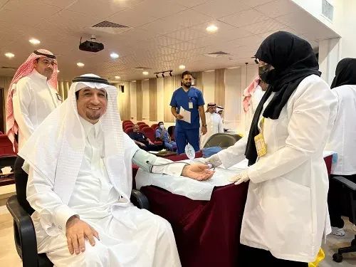 تطعيم 75 موظفاً ومراجعاً في “بيئة الشرقية”