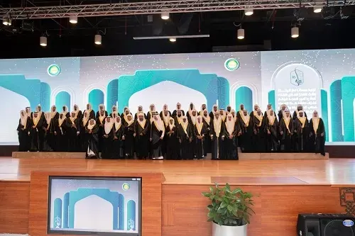 الجبيل.. أمير الشرقية يرعى حفل تخريج 333 حافظاً وحافظة