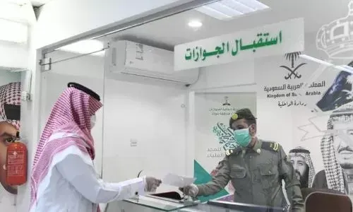 الجوازات: بلاغ هروب العمالة لا يُلغَى بعد مرور 15 يومًا