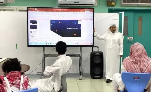 “التعليم”: مبادرة “ساعة الذكاء الاصطناعي” في 1300 مدرسة