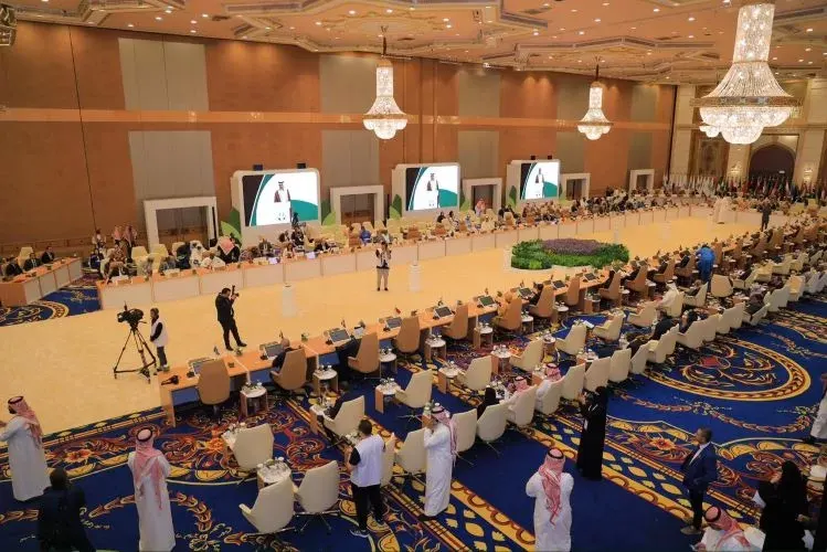 الذكاء الاصطناعي على رأس مطالب خبراء بيئيين لتحقيق التحول الأخضر