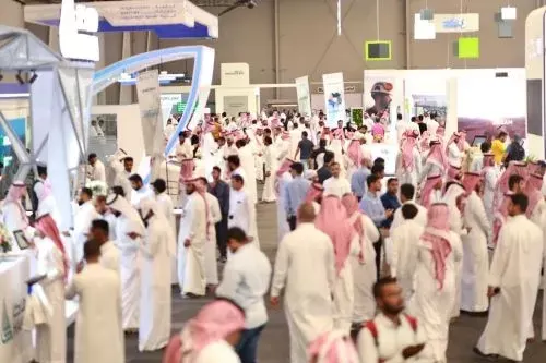 الإحصاء: انخفاض معدل البطالة إلى 3.3% في الربع الثاني