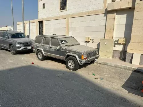 بلدية غرب الدمام تزيل 138 سيارة تالفة من الشوارع