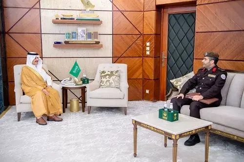 أمير الشرقية يستقبل قائد الأمن البيئي في المنطقة