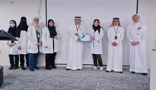 مستشفى القطيف تحتفل بـ”يوم المهن الصحية”