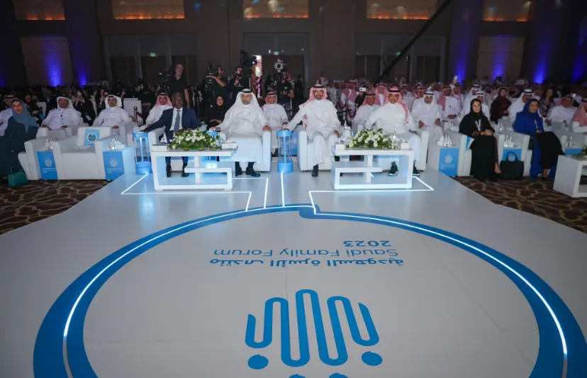 3 وزراء يدشنون “الإطار الوطني لسلامة الأطفال على الإنترنت”