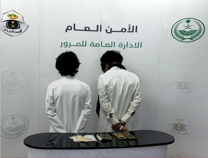 بحشيش وأقراص مخدرة.. “يمنيين” في قبضة مرور نجران