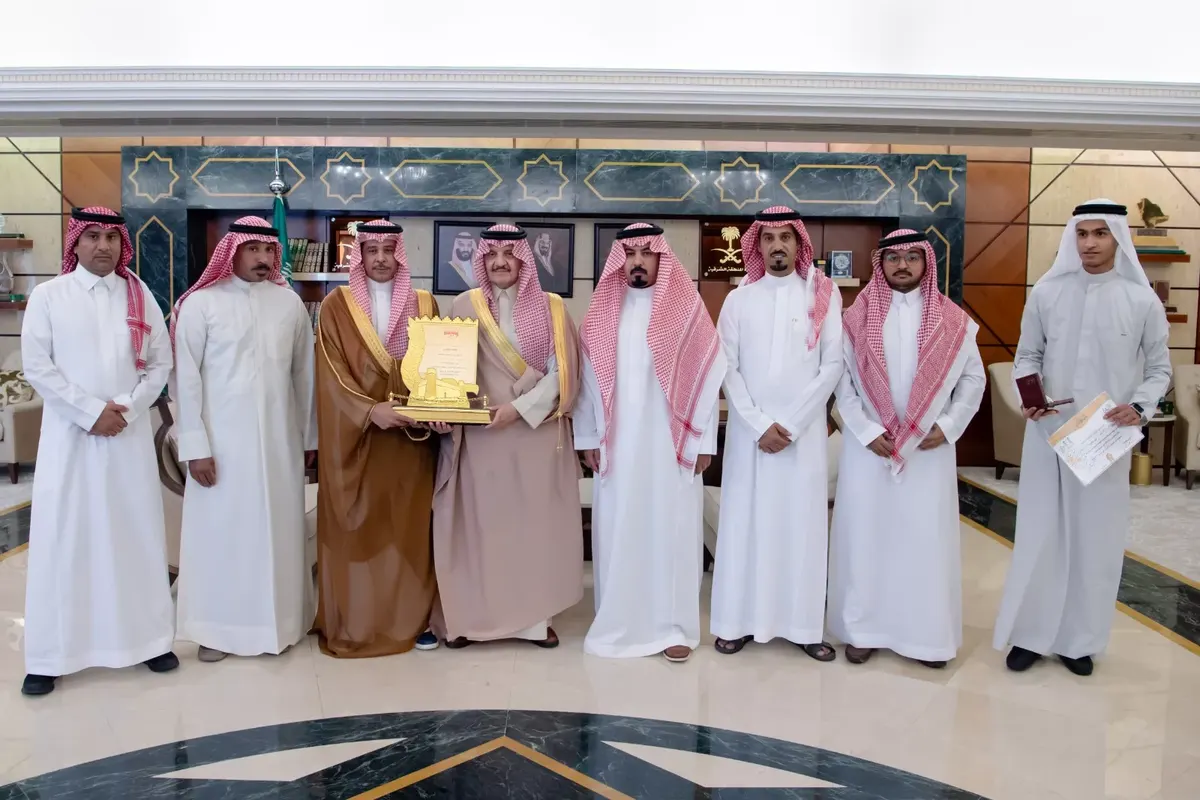 أمير الشرقية يهنىء نادي العليا على بطولة المملكة للمبارزة