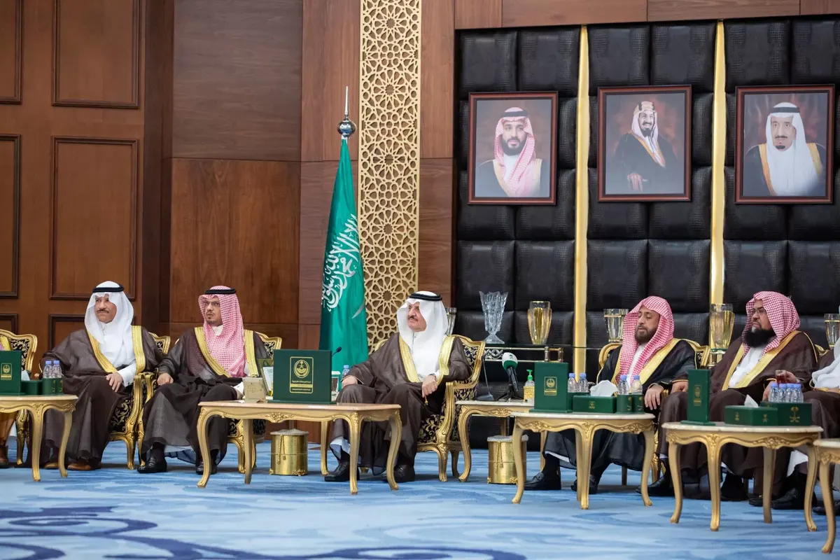 أمير الشرقية: متطوعو جمعيات الانقاذ وهبوا أنفسهم للأعمال الانسانية