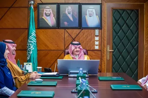 أمير الشرقية يستقبل “الخزيم” ويهنئه بمنصبه الجديد