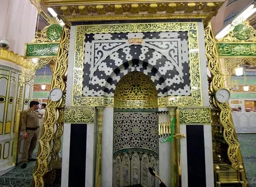 الحج والعمرة: زيارة الروضة الشريفة مرة واحدة في السنة