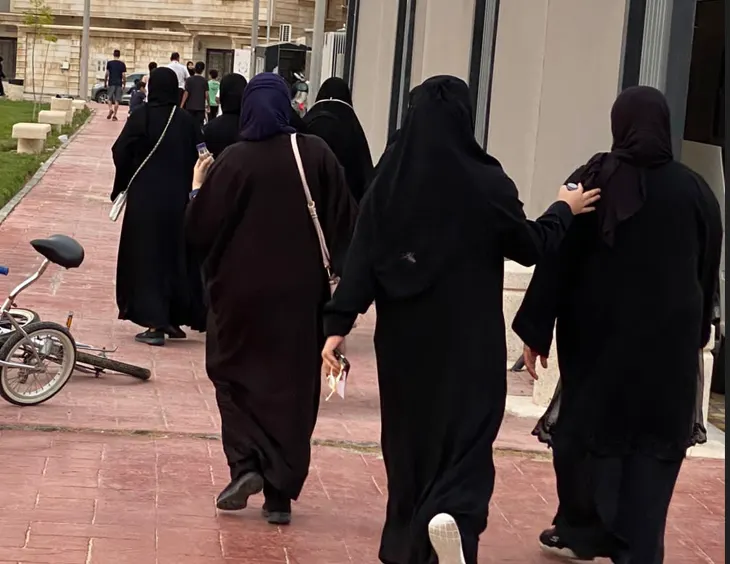 “امشي مع فريقك” في صفوى