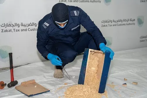 إحباط تهريب ربع مليون حبة كبتاجون في منفذ الحديثة