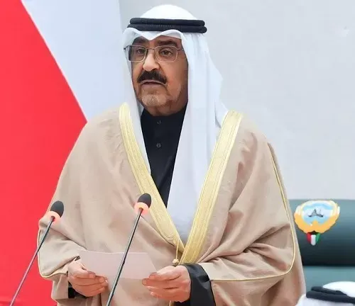 الشيخ مشعل الأحمد الصباح يؤدي اليمين الدستورية أميرًا لدولة الكويت