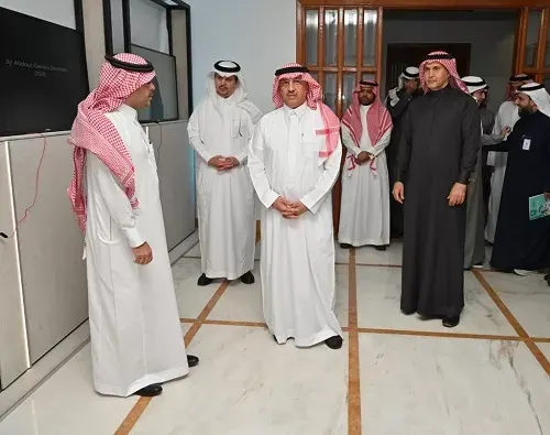 ملتقى الفيديو آرت.. ورشة “دمج الواقع”.. وزيارة لوزير التعليم