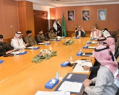 الخريف يطلع على استراتيجية السلامة المرورية لـ 10 سنوات في القطيف