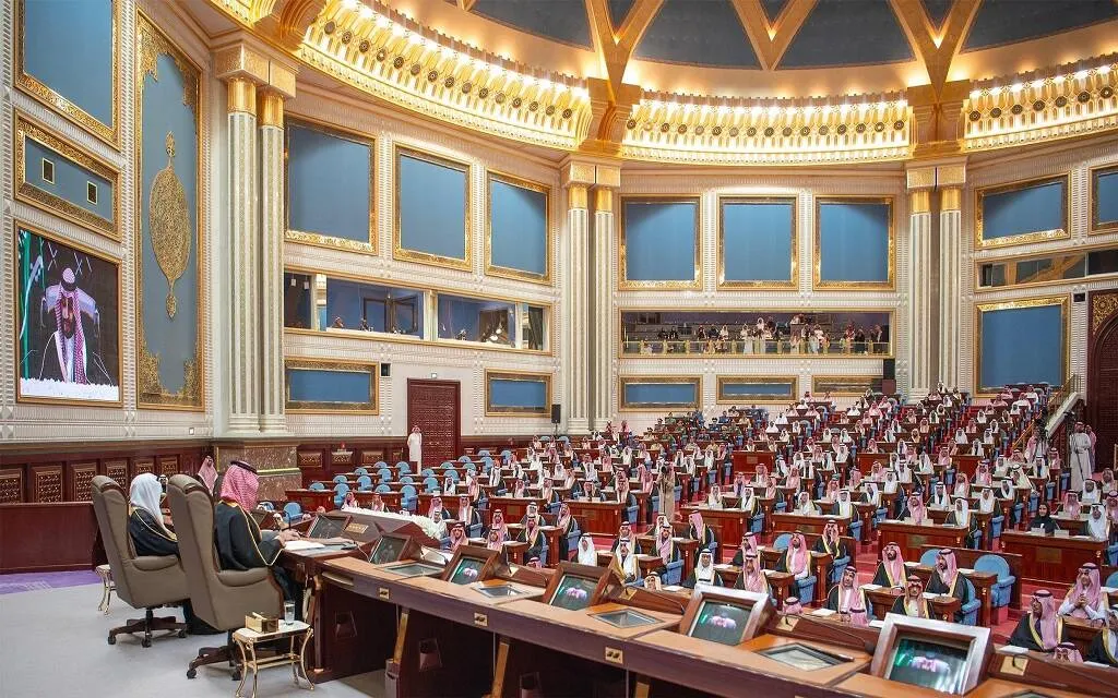 ولي العهد: اقتصادنا الأسرع نموًا والنتائج تبشر بمزيد من النجاحات