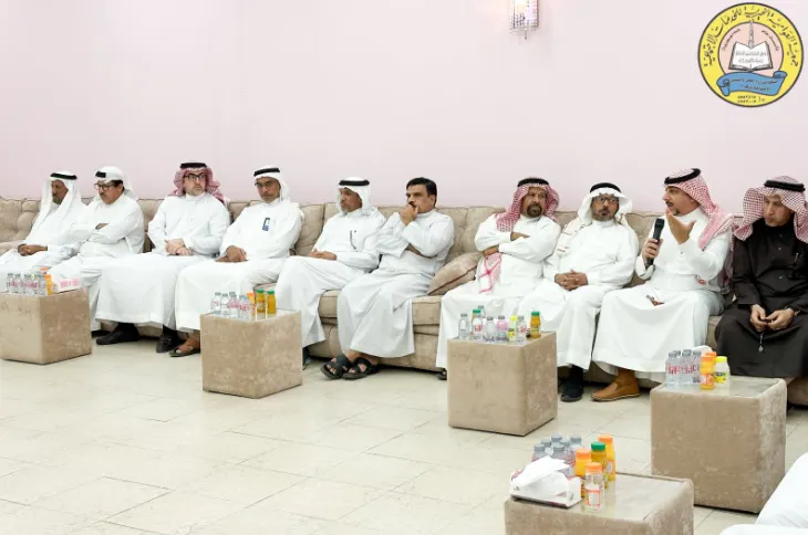 “خيرية العوامية” تستعرض إنجازاتها في “الديوانية”